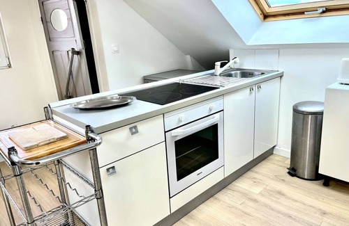 Etel Apartment | Love at first sight for this atypical apartment in Etelde51m2
