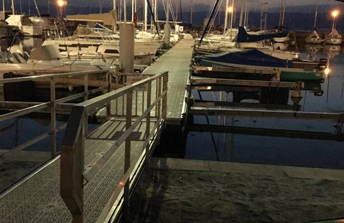 Thonon-les-Bains Boat Rental | Love Boat "A little corner for romantic lovers.