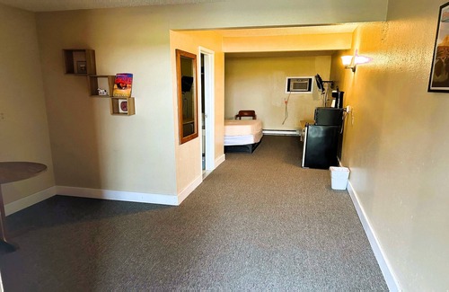 Northeast Entrance Badlands Hotel | Love Hotels Kadoka by OYO at Badlands SD