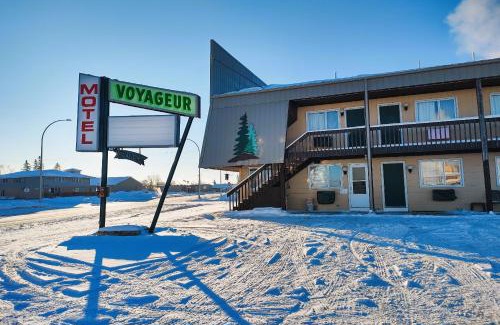 International Falls Hotel | Love Hotels Voyageur by OYO at International Falls MN