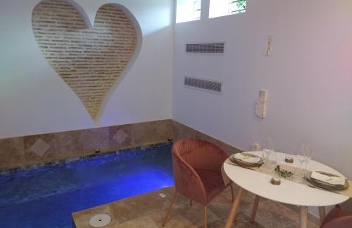 Saint-Nexans Hotel | Love Room La parenthèse