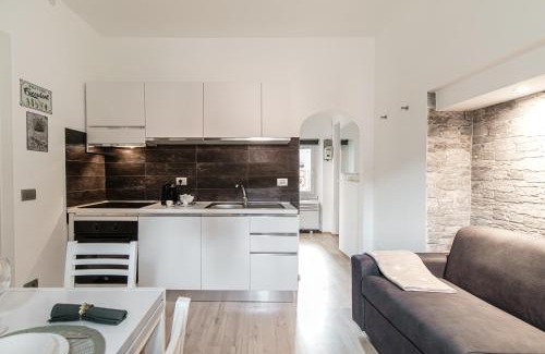 Carate Urio Apartment | Love's corner - by MyHomeInComo