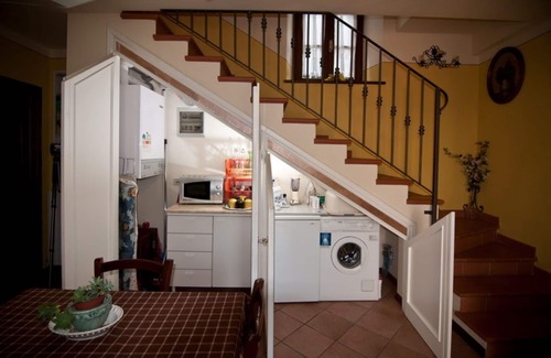 Castelnuovo di Garfagnana Apartment | Lovely apartment for 6 people with WIFI, TV, panoramic view and parking
