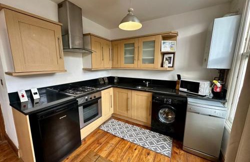 Tollington Apartment | Lovely 1 Bed Apartment 2 min to Station