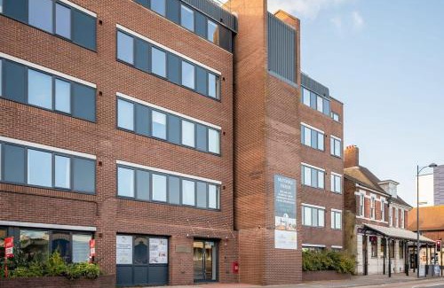 Eastleigh Apartment | Lovely 1 Bedroom Apartment in Eastleigh Town Centre