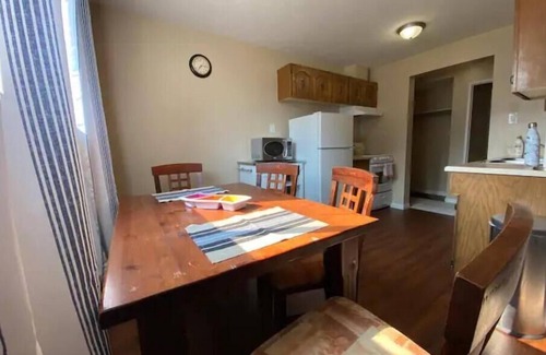 Grande Prairie Apartment | Lovely 1-bedroom with parking.