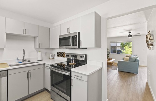 Camelback East Apartment | Lovely 1-bedroom condo in Biltmore