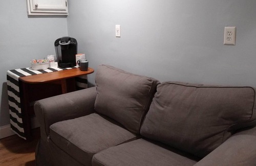 Morrell Park Apartment | Lovely 1 Bedroom efficiency with Indoor Fireplace