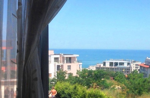 Byala Apartment | Lovely 1-bedroom vacation home 5 minutes from the beach
