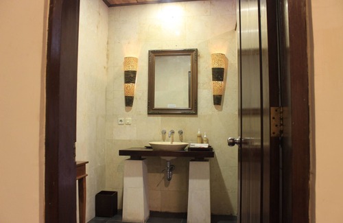 Sanur Villa | Lovely 1 BR Beachfront Villa in Sanur