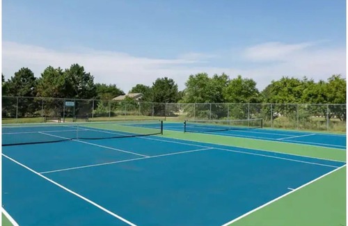 Naperville Apartment | Lovely 2-Bdrm unit with pool. Home away from home.