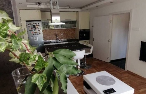 Novi Sad Apartment | Lovely 2-bed Apartment in Novi Sad