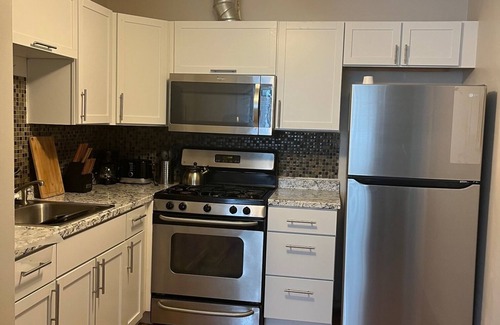 Wenonah Apartment | Lovely 2-bedroom apartment near MOA/MSP Airport