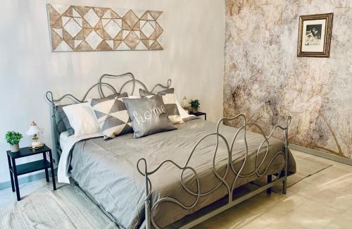 Centro Storico Apartment | Lovely 2 bedroom apartment steps from Ascoli's stunning Piazza del Popolo