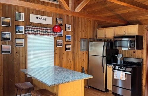 Wellfleet Cottage | Lovely 2-bedroom cottage with AC in Wellfleet