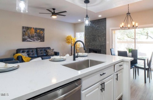 Scottsdale Ranch House | Lovely 2 bedroom - Racquet Club
