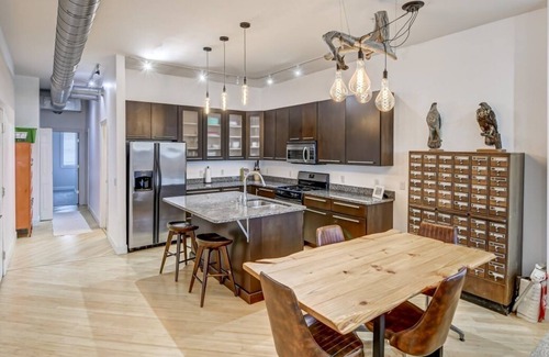 Downtown Springfield House | Lovely 2-Bedroom Unit in Springfield
