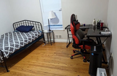 Wheaton-Glenmont House | Lovely 2 bedroom apartment so close to Wheaton metro