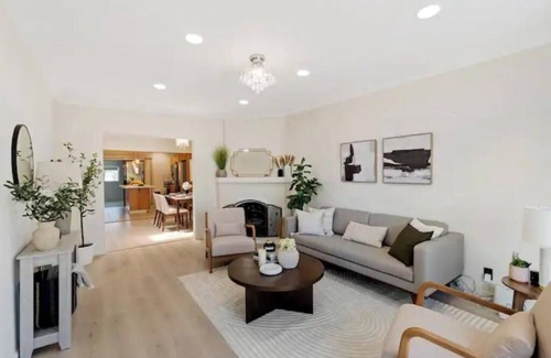 San Bruno House | Lovely 2 bedrooms- near SFO airport/Caltrain