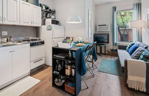 Midtown West Apartment | Lovely 2bed and 2bath with Unbeatable Location