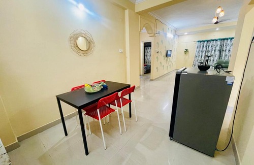 Begumpet Apartment | Lovely 2bhk at Begumpet with Ac