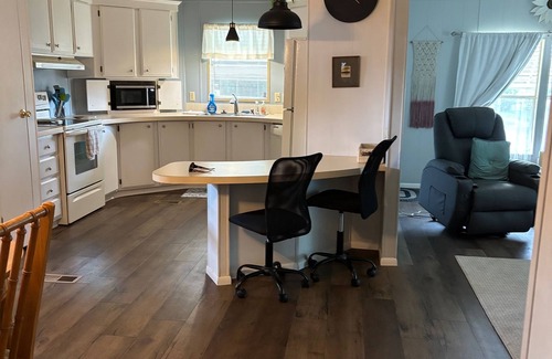 Silver Lake House | Lovely 2BR/2BA in Silver Lake of The Villages