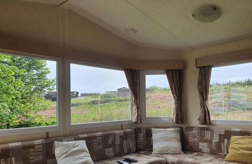 Balminnoch Ski Chalet | Lovely 3-bed Caravan in Galloway Forrest