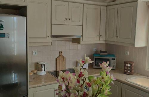 Massouri House | Lovely 3-Bed House in Murties