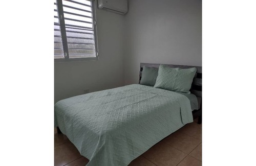 Camaceyes Apartment | Lovely 3-bedroom apt #3 only 5 minutes away from crashboat beach