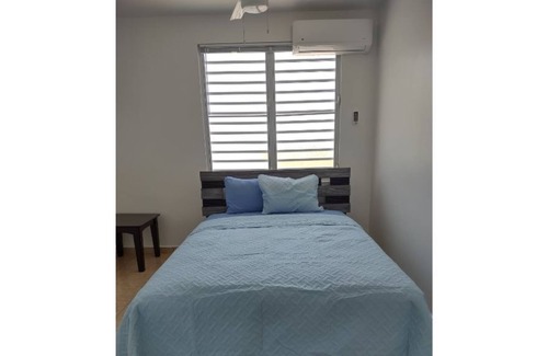 Camaceyes Apartment | Lovely 3-bedroom apt #3 only 5 minutes away from crashboat beach