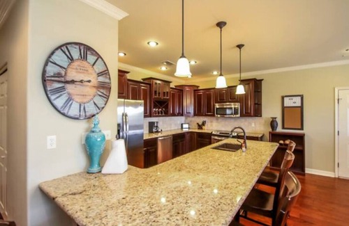Amistad National Recreational Area Condo | Lovely 3 bedroom condo with pool on Lake Amistad