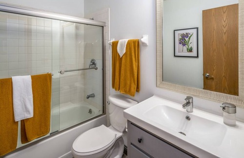 Dayton House | Lovely 3 Bedroom Condo in Centerville!