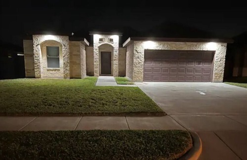 Harlingen House | Lovely 3-Bedroom Home In Heart of Harlingen