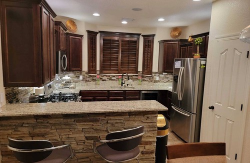 Biggs Field House | Lovely 3-bedroom house in El Paso with AC and WiFi