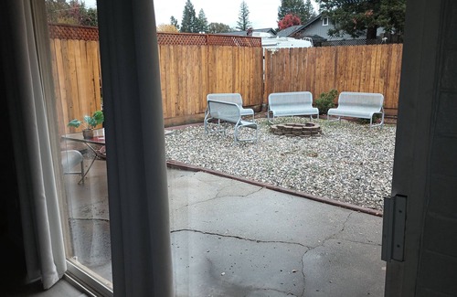 Citrus Heights House | Lovely 3-bedroom house in Citrus Heights with AC and WiFi