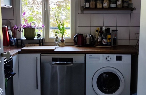Montrouge Apartment | Lovely 3-room family apartment at the gateway to Paris - 2 min from metro 4!