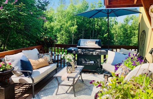 Eagle River House | Lovely 3br/2ba Hideaway! Great for Groups & Families! Inlet & Denali Views