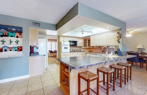 Sun City House | Lovely 55+ home with open floor plan and outdoor patio space