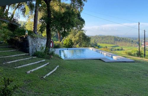Barcelos House | Lovely 6-Bed Cottage in Barcelos - Vila Cova