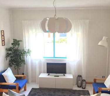 Quiaios Apartment | Lovely and Cozy Quiaios 1 Bed Apartment