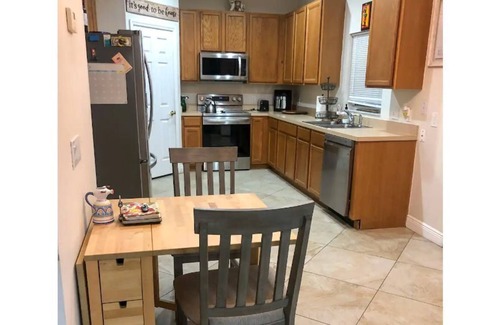 Westchase House | lovely and comfortable 3 bedroom home near beach, Tampa