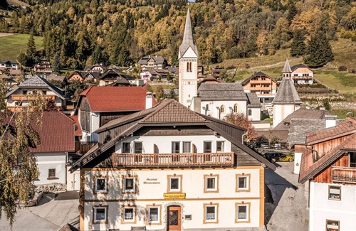 Sankt Martin Apartment | Lovely apartment for 4 people with WIFI, TV and parking