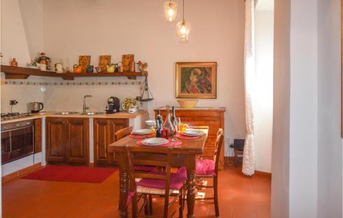 Magliano in Toscana Apartment | Lovely Apartment In Magliano In Toscana