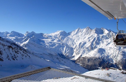 Saas Almagell Apartment | Lovely apartment for 5 people with WIFI, TV and balcony