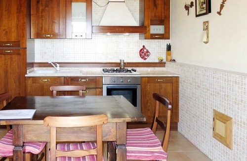 Cossombrato Apartment | Lovely apartment for 3 people with pool, WIFI, A/C, TV, patio and pets allowed