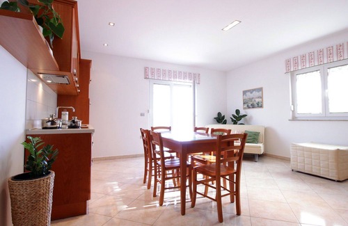 Brda Apartment | Lovely apartment for 5 guests with A/C, WIFI, pool, TV, patio and panoramic view
