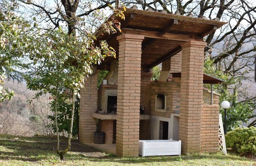 Volerrano Apartment | Lovely apartment for 8 guests with WIFI, pool, pets allowed and parking