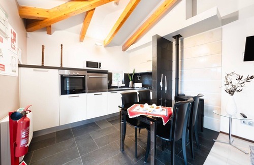 Alcobaca Apartment | Lovely apartment for 2 guests with A/C, WIFI, TV, terrace and parking