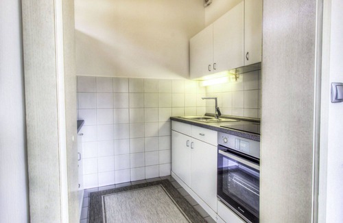 Ptuj Apartment | Lovely apartment for 4 people with WIFI, A/C, pool, TV and balcony