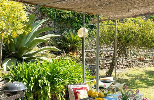 Prela Apartment | Lovely apartment for 6 guests with TV, patio, pets allowed and parking